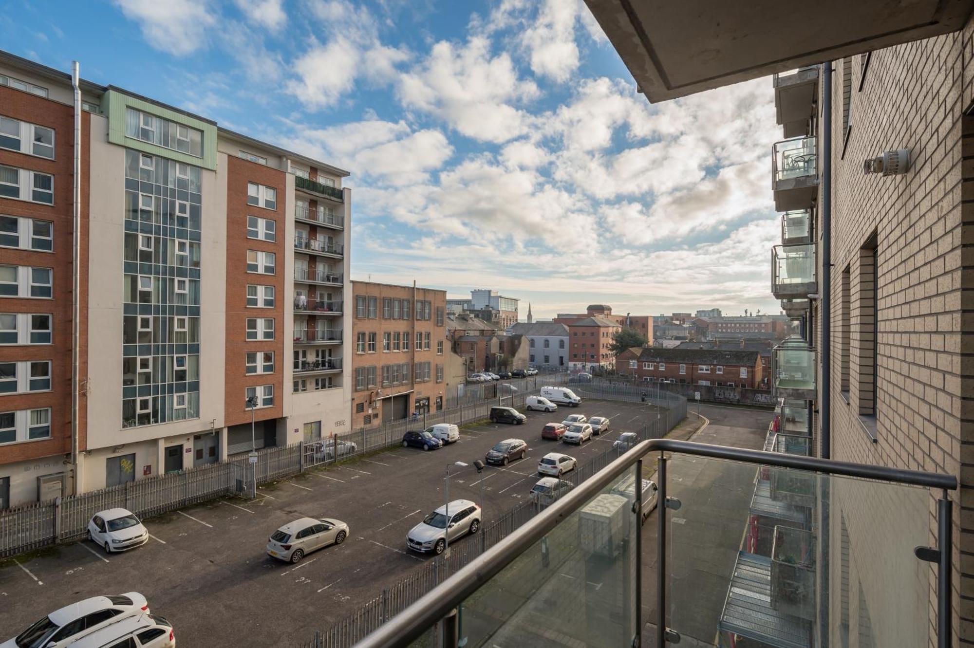 Central Belfast Apartments, Victoria Place ภายนอก รูปภาพ
